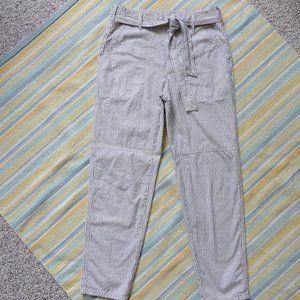 🛍️ BUNDLE ONLY |  American Eagle striped high-waist crop pants size 2